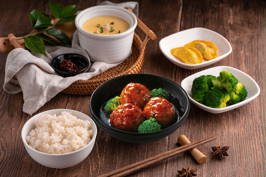 魚(yú)肉獅子頭